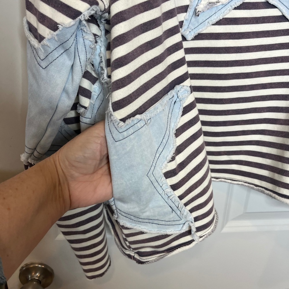 Oli & Hali Star Patch Striped Sweatshirt Distressed Boutique Brown Large - Picture 8 of 12